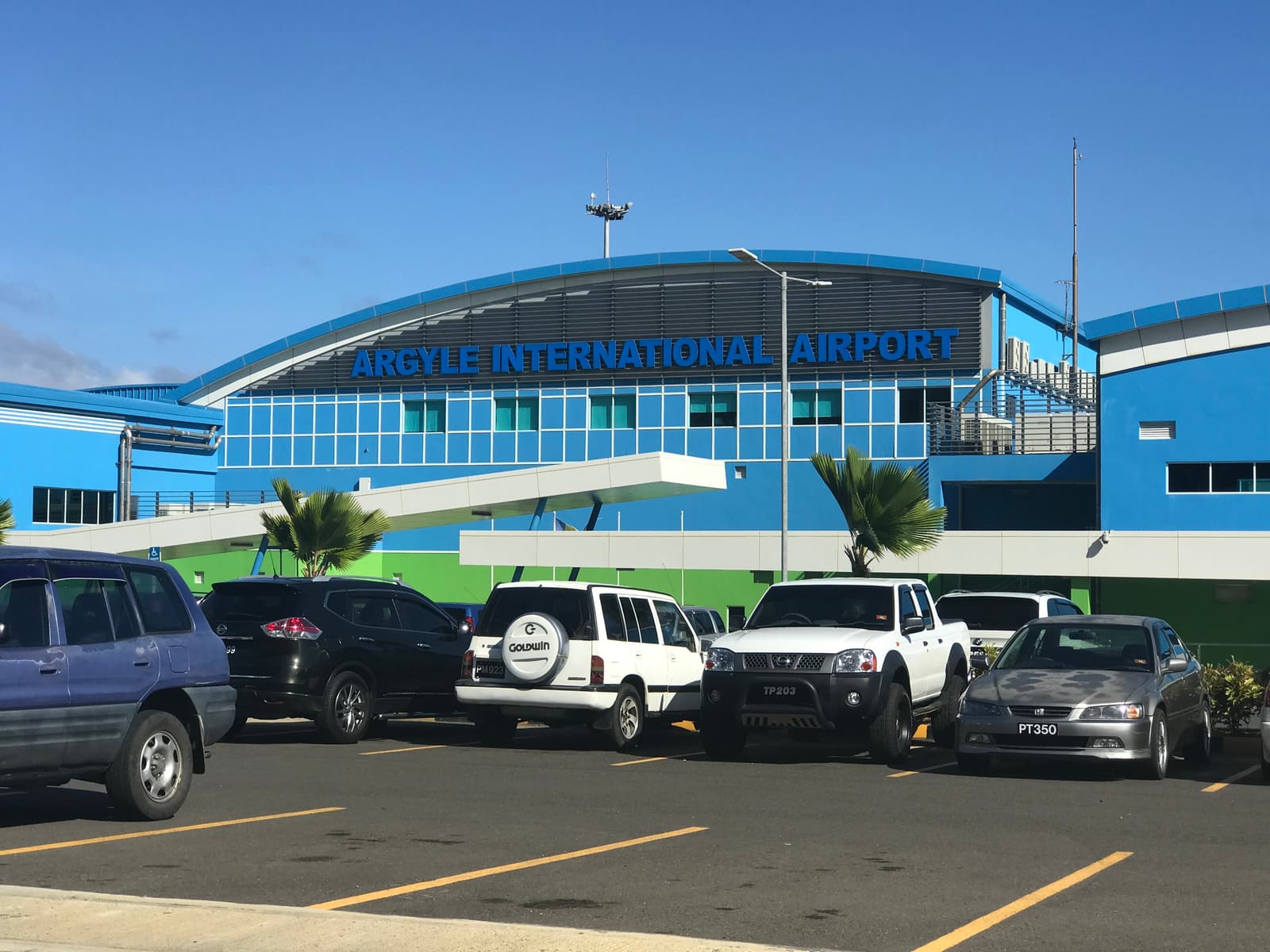 Das Terminal des Argyle International Airport auf St. Vincent